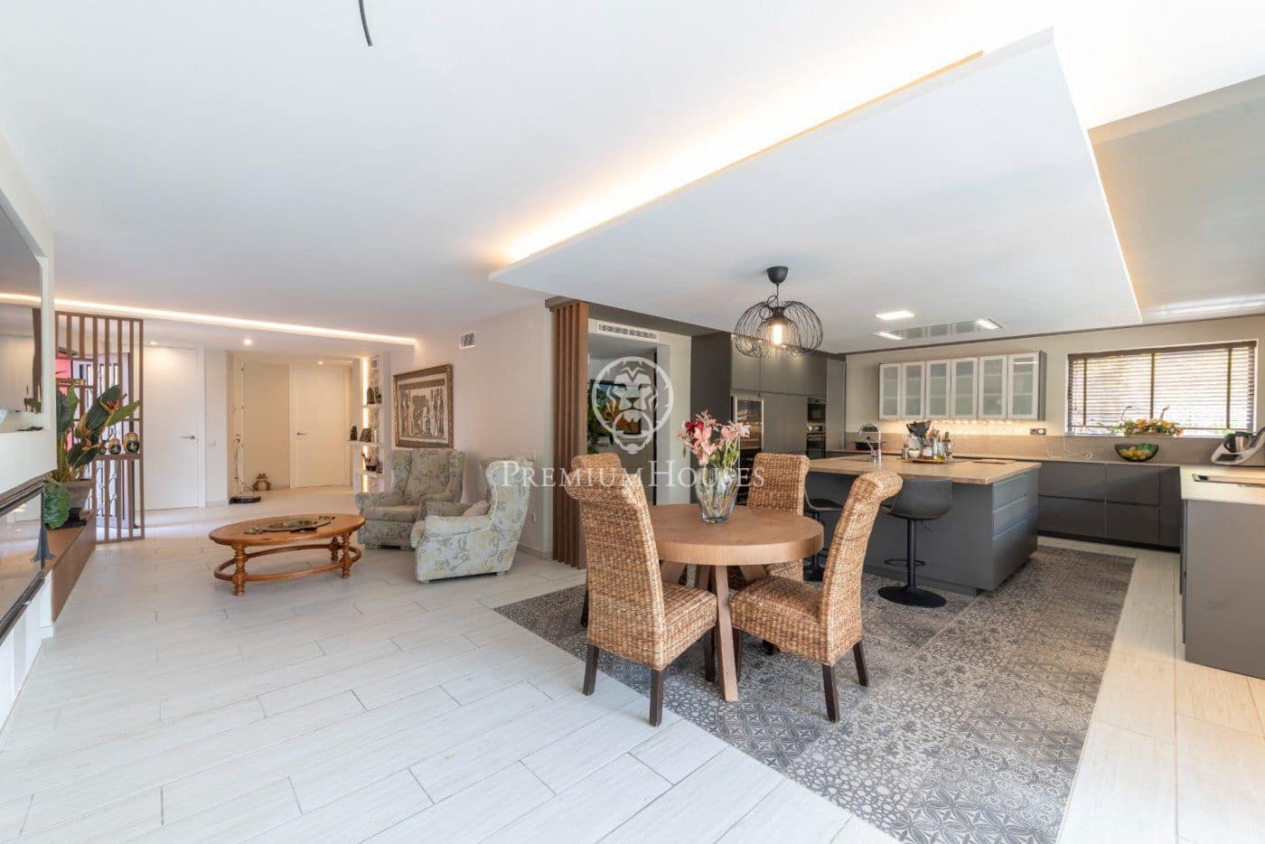 4 soveværelse Villa til salg i Vilanova i la Geltru med swimmingpool garage - € 1.065.000 (Ref: 6197807)