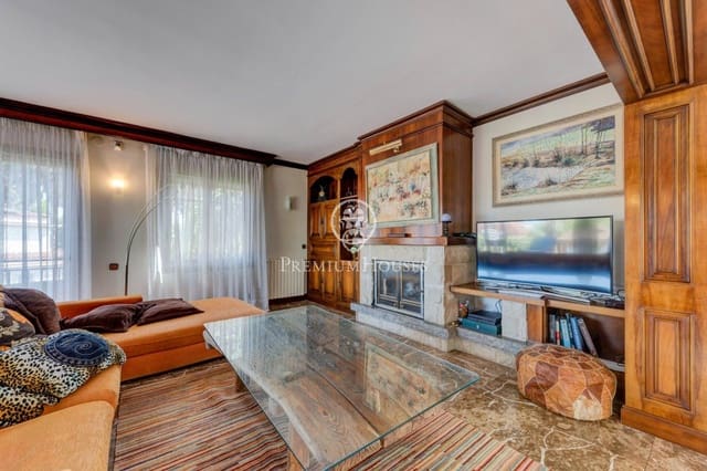 4 sovrum Villa till salu i Vilanova i la Geltrú med pool garage - 1 065 000 € (Ref: 6197807)