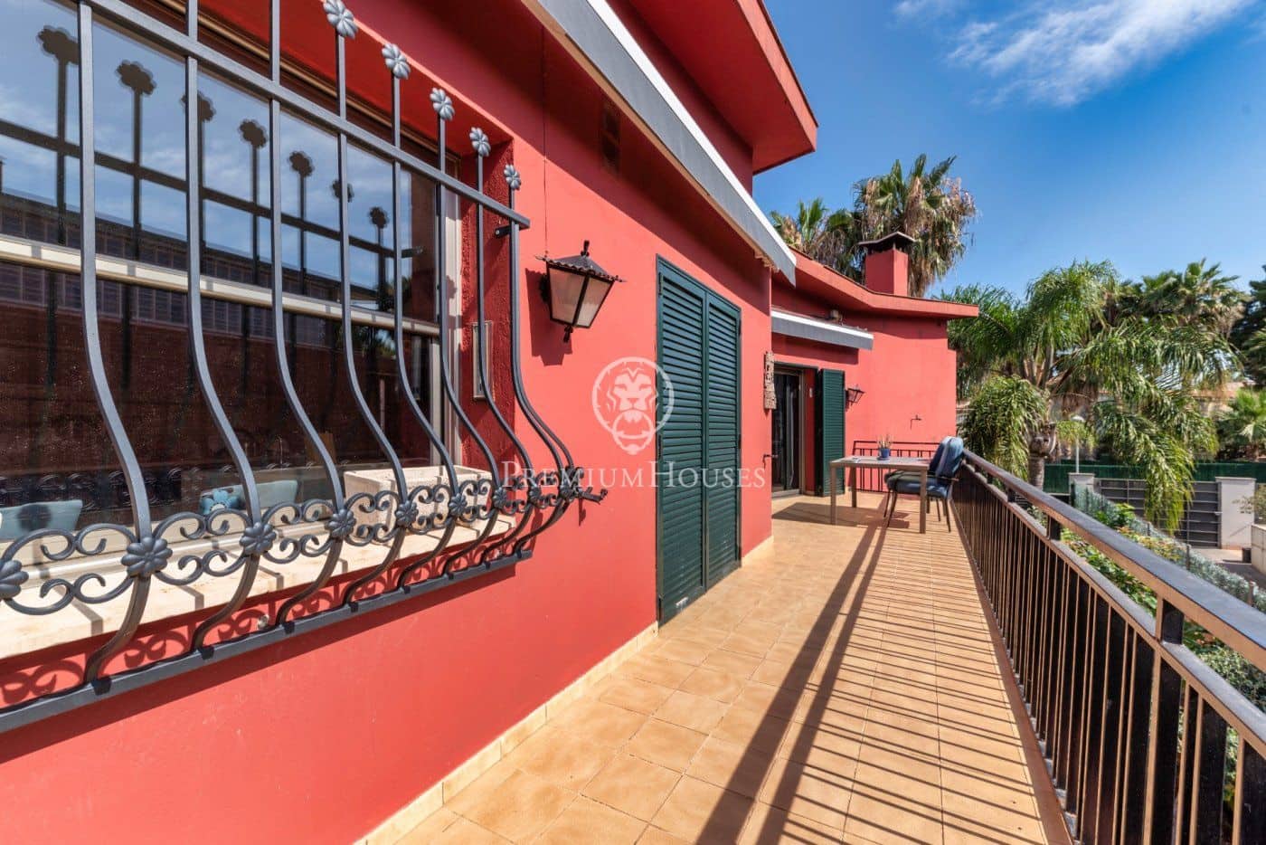 4 soveværelse Villa til salg i Vilanova i la Geltru med swimmingpool garage - € 1.065.000 (Ref: 6197807)