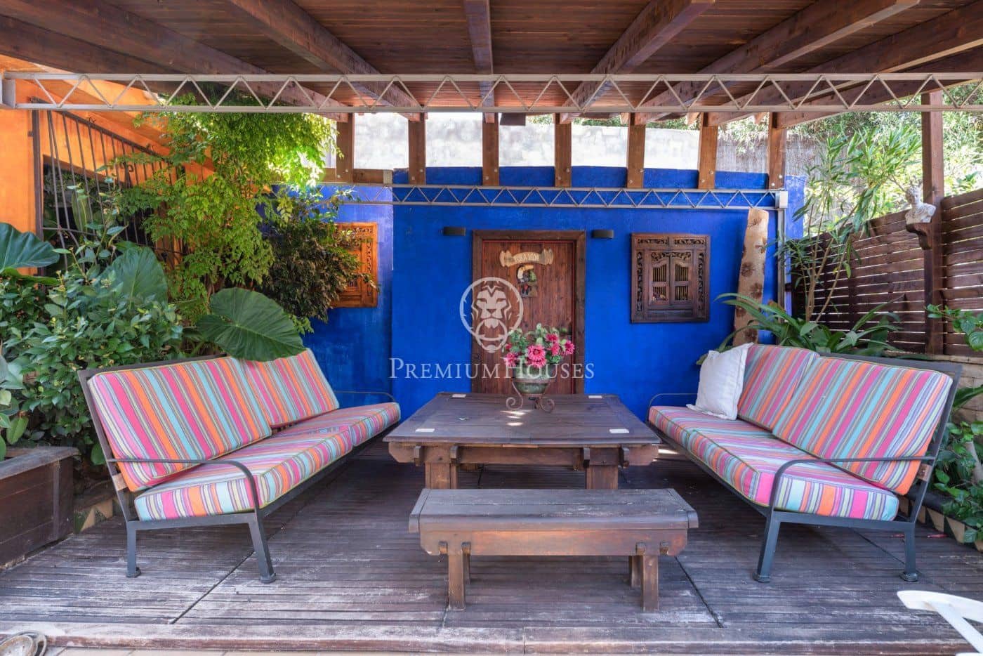 4 soveværelse Villa til salg i Vilanova i la Geltru med swimmingpool garage - € 1.065.000 (Ref: 6197807)