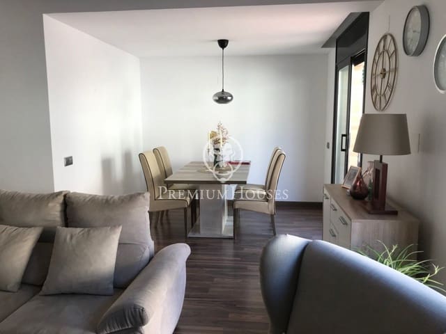 4 bedroom Terraced Villa for sale in Calafell with pool garage - € 364,000 (Ref: 6197858)