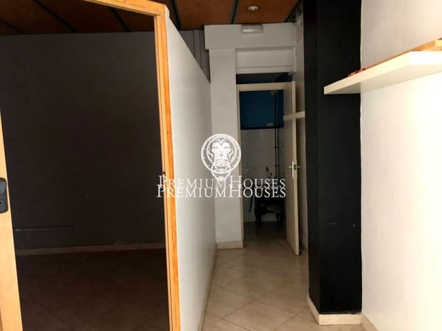 Commercial for sale in Sitges - € 165,000 (Ref: 6197877)