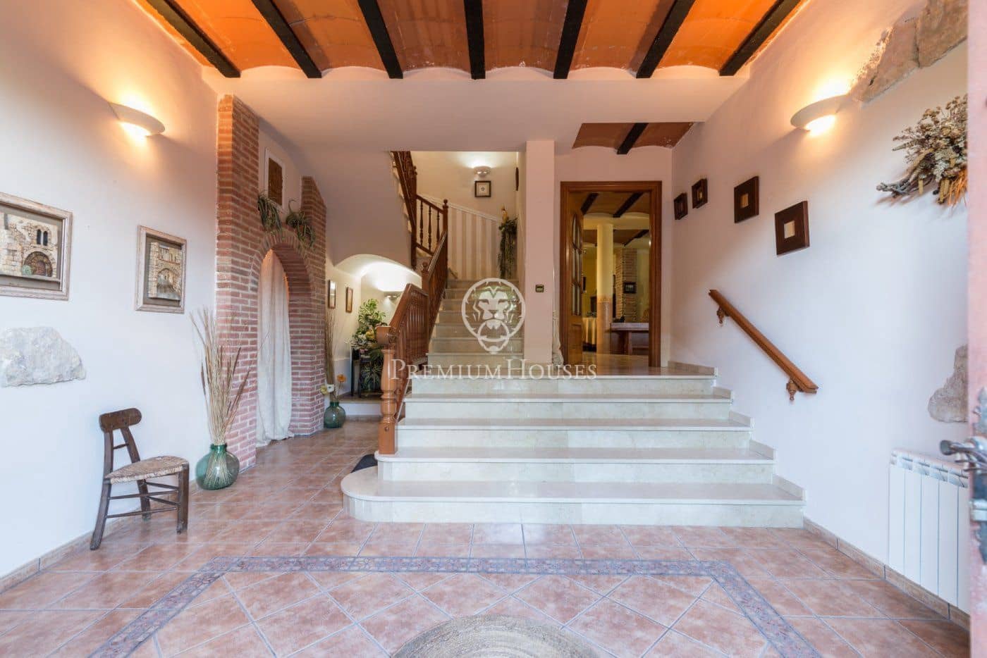 12 soveværelse Finca/Landehus til salg i El Catllar med swimmingpool - € 800.000 (Ref: 6197883)