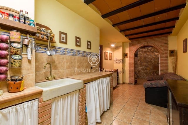 12 sypialnia Finka/Dom wiejski na sprzedaż w El Catllar z basenem - 800 000 € (Ref: 6197883)