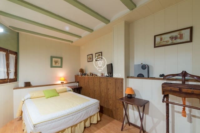 12 sypialnia Finka/Dom wiejski na sprzedaż w El Catllar z basenem - 800 000 € (Ref: 6197883)