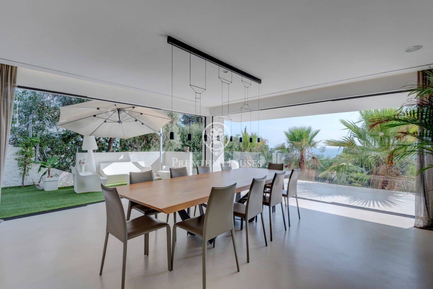 6 soveværelse Villa til salg i Castelldefels med swimmingpool garage - € 3.600.000 (Ref: 6546863)