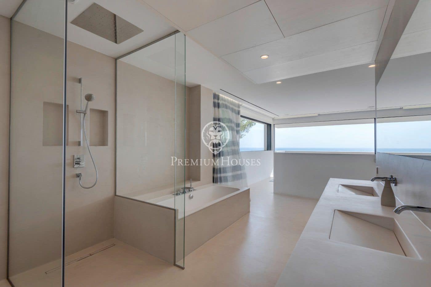 6 soveværelse Villa til salg i Castelldefels med swimmingpool garage - € 3.600.000 (Ref: 6546863)