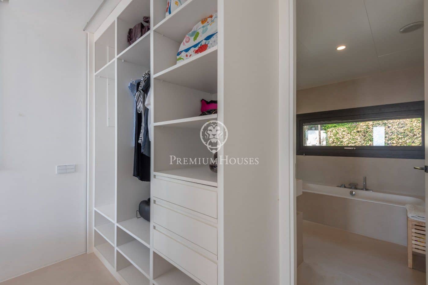 6 soveværelse Villa til salg i Castelldefels med swimmingpool garage - € 3.600.000 (Ref: 6546863)