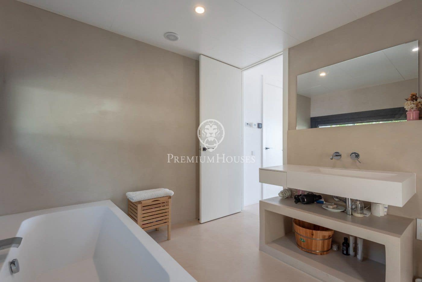 6 soveværelse Villa til salg i Castelldefels med swimmingpool garage - € 3.600.000 (Ref: 6546863)