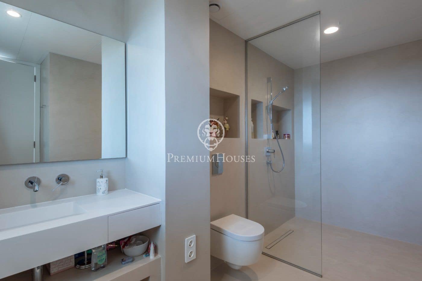 6 soveværelse Villa til salg i Castelldefels med swimmingpool garage - € 3.600.000 (Ref: 6546863)