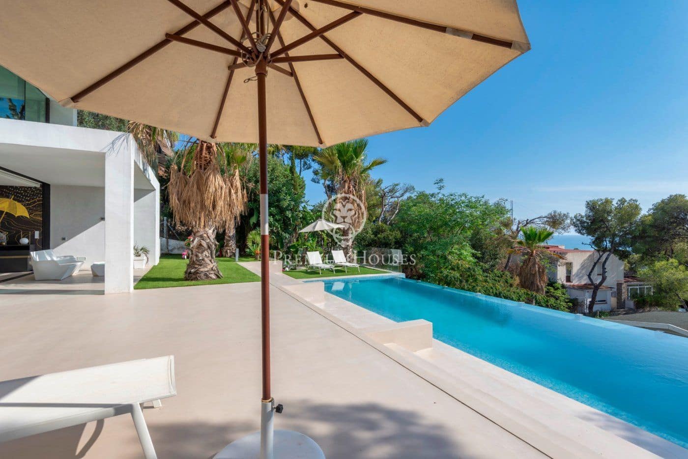 6 soveværelse Villa til salg i Castelldefels med swimmingpool garage - € 3.600.000 (Ref: 6546863)