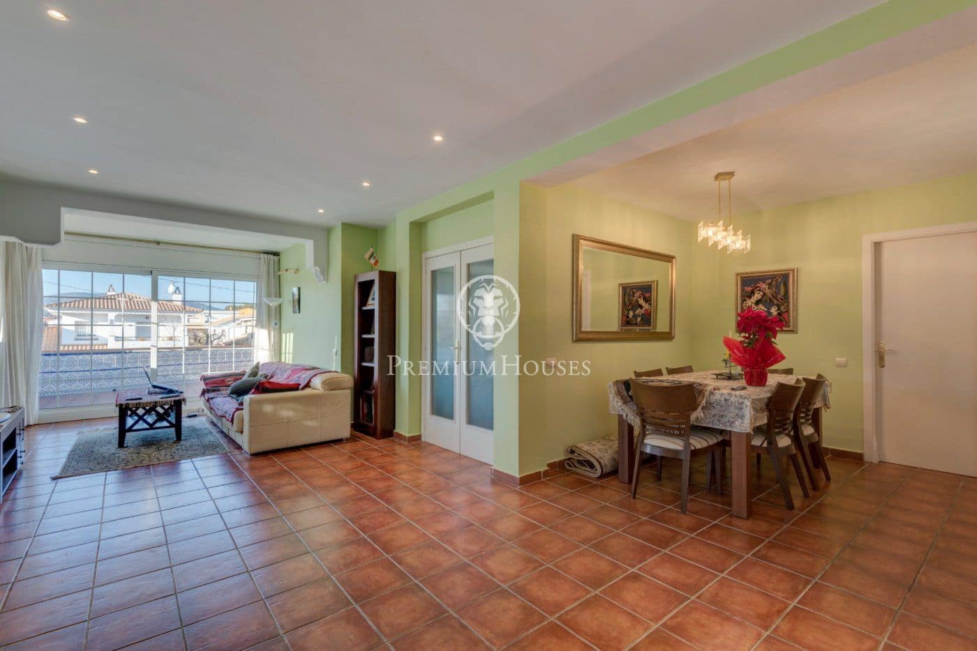 3 chambre Villa/Maison à vendre à Sant Pere de Ribes avec piscine garage - 490 000 € (Ref: 6604827)