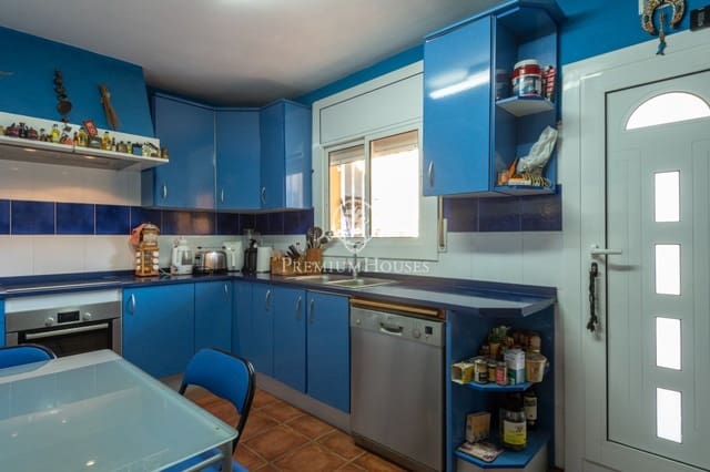 3 chambre Villa/Maison à vendre à Sant Pere de Ribes avec piscine garage - 490 000 € (Ref: 6604827)