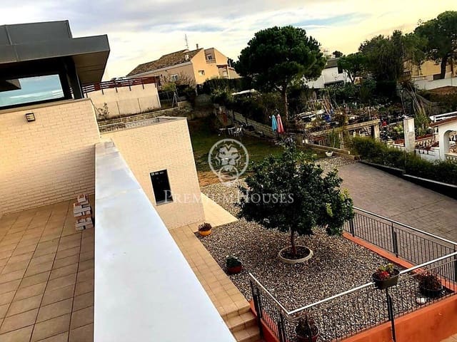 4 soverom Villa til salgs i Sant Pere de Ribes med svømmebasseng garasje - € 1 000 000 (Ref: 6766428)