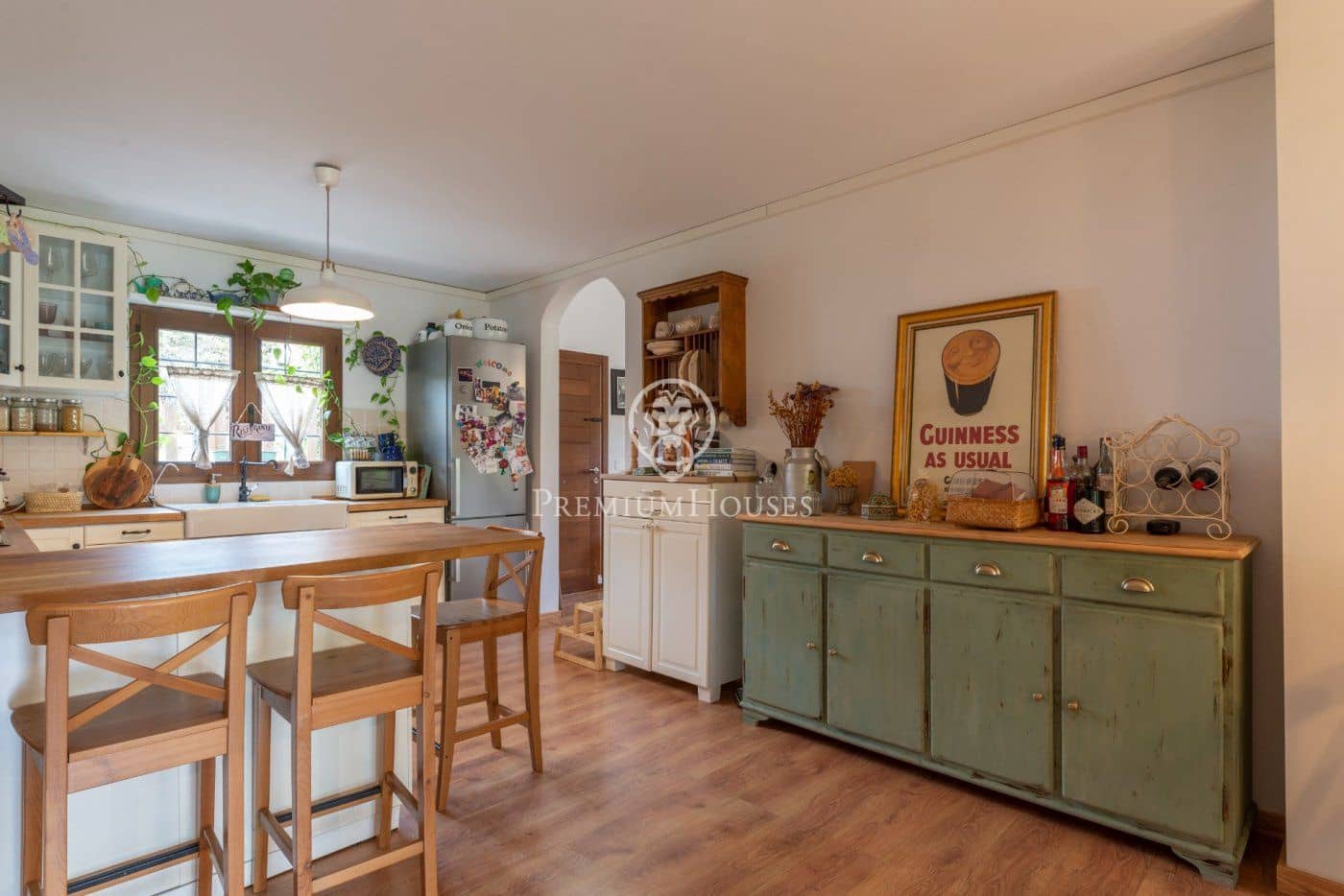 4 soverom Villa til salgs i Sant Pere de Ribes med svømmebasseng garasje - € 730 000 (Ref: 6824794)