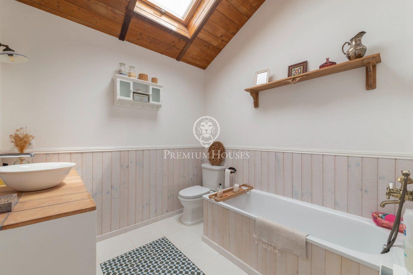 4 soverom Villa til salgs i Sant Pere de Ribes med svømmebasseng garasje - € 730 000 (Ref: 6824794)