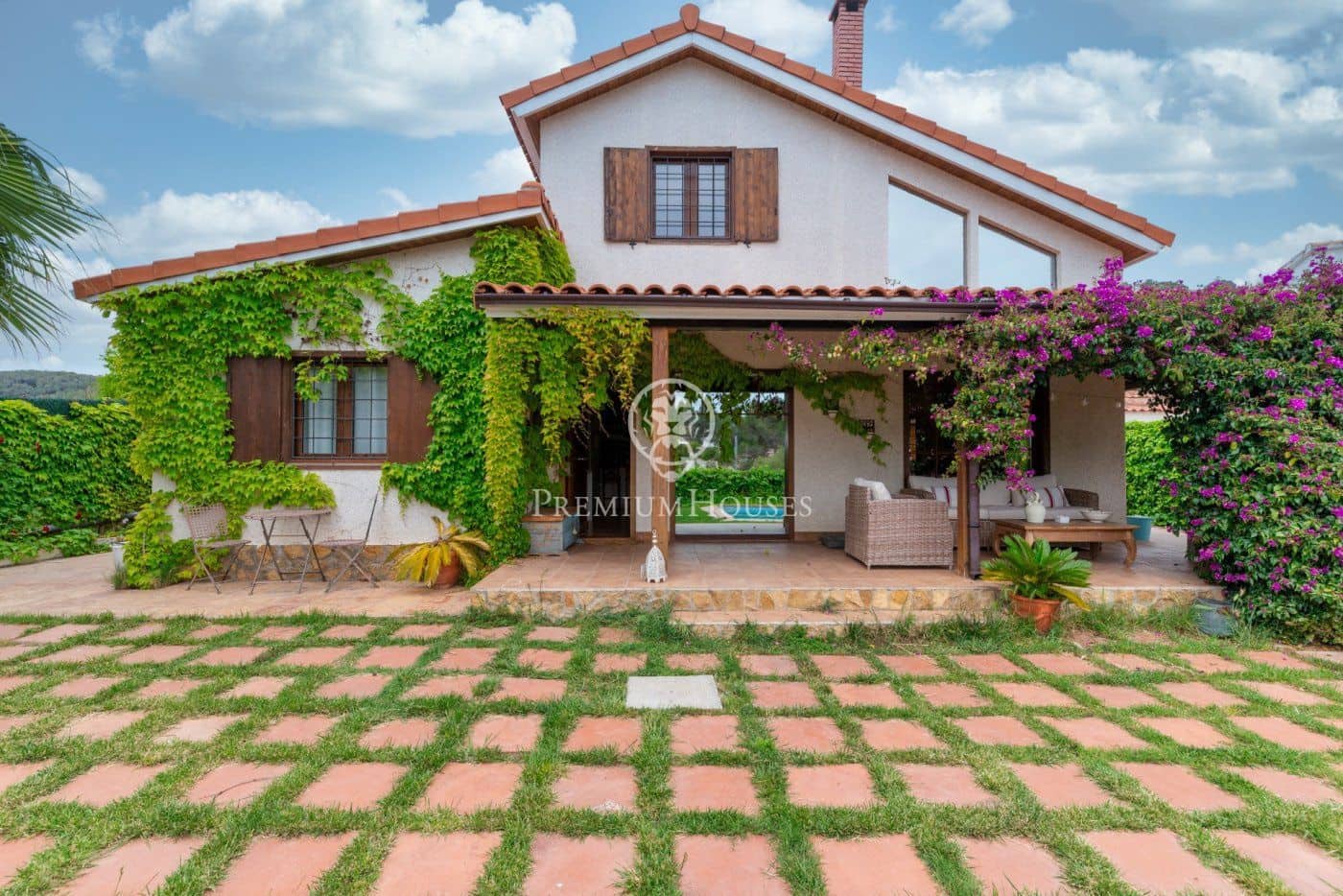 4 soverom Villa til salgs i Sant Pere de Ribes med svømmebasseng garasje - € 730 000 (Ref: 6824794)