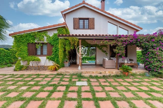 4 soverom Villa til salgs i Sant Pere de Ribes med svømmebasseng garasje - € 730 000 (Ref: 6824794)