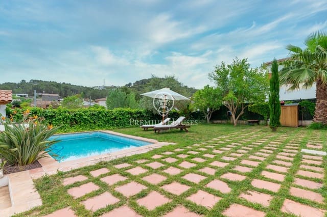 4 soverom Villa til salgs i Sant Pere de Ribes med svømmebasseng garasje - € 730 000 (Ref: 6824794)