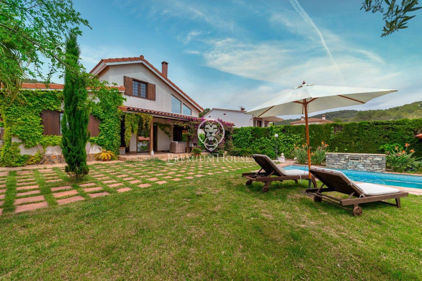 4 soverom Villa til salgs i Sant Pere de Ribes med svømmebasseng garasje - € 730 000 (Ref: 6824794)