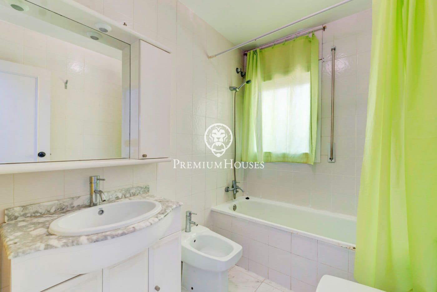 5 slaapkamer Rijtjeshuis te koop in Sitges met garage - € 1.200.000 (Ref: 6876139)