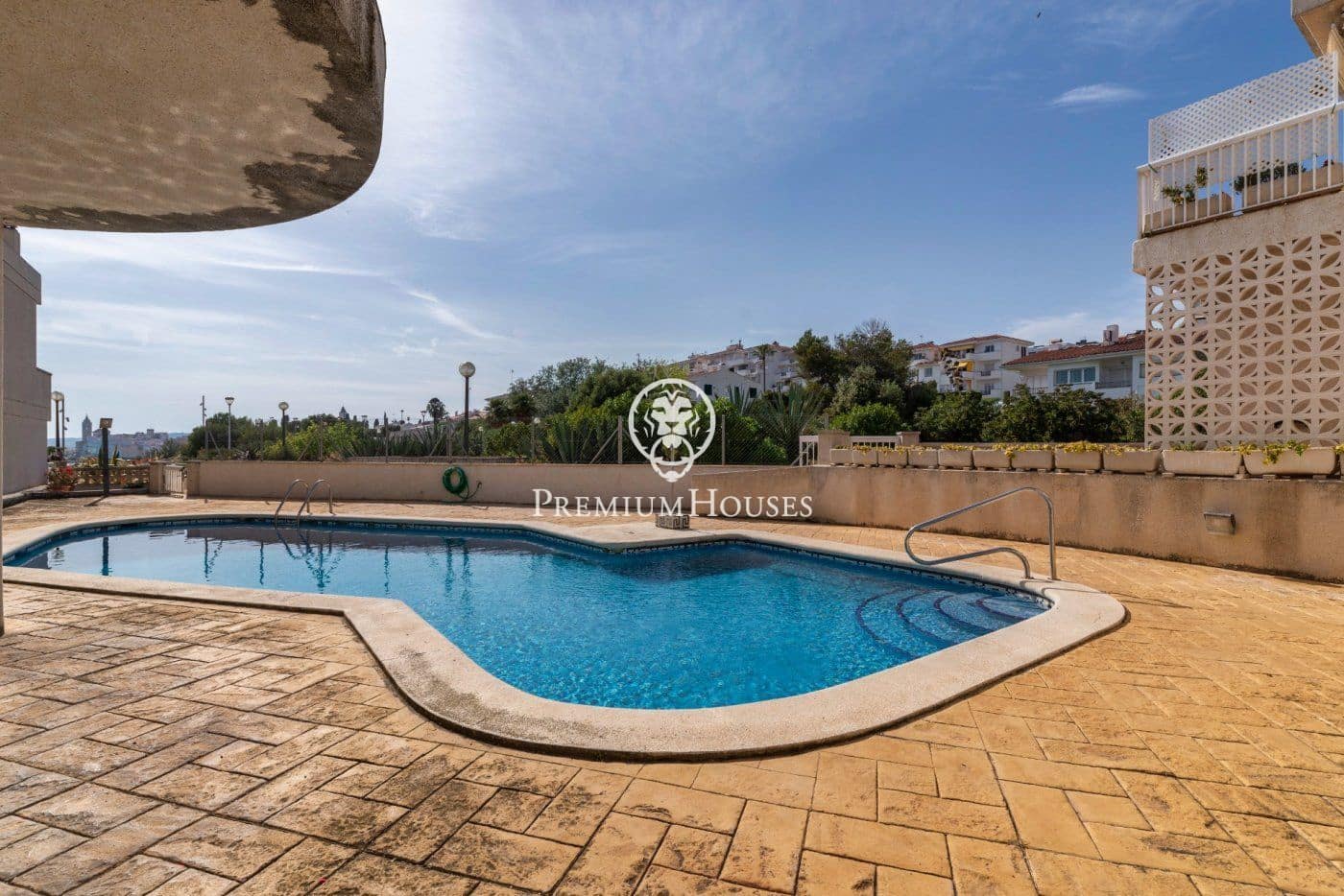 5 slaapkamer Rijtjeshuis te koop in Sitges met garage - € 1.200.000 (Ref: 6876139)