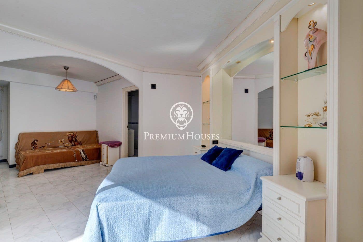 5 slaapkamer Rijtjeshuis te koop in Sitges met garage - € 1.200.000 (Ref: 6876139)