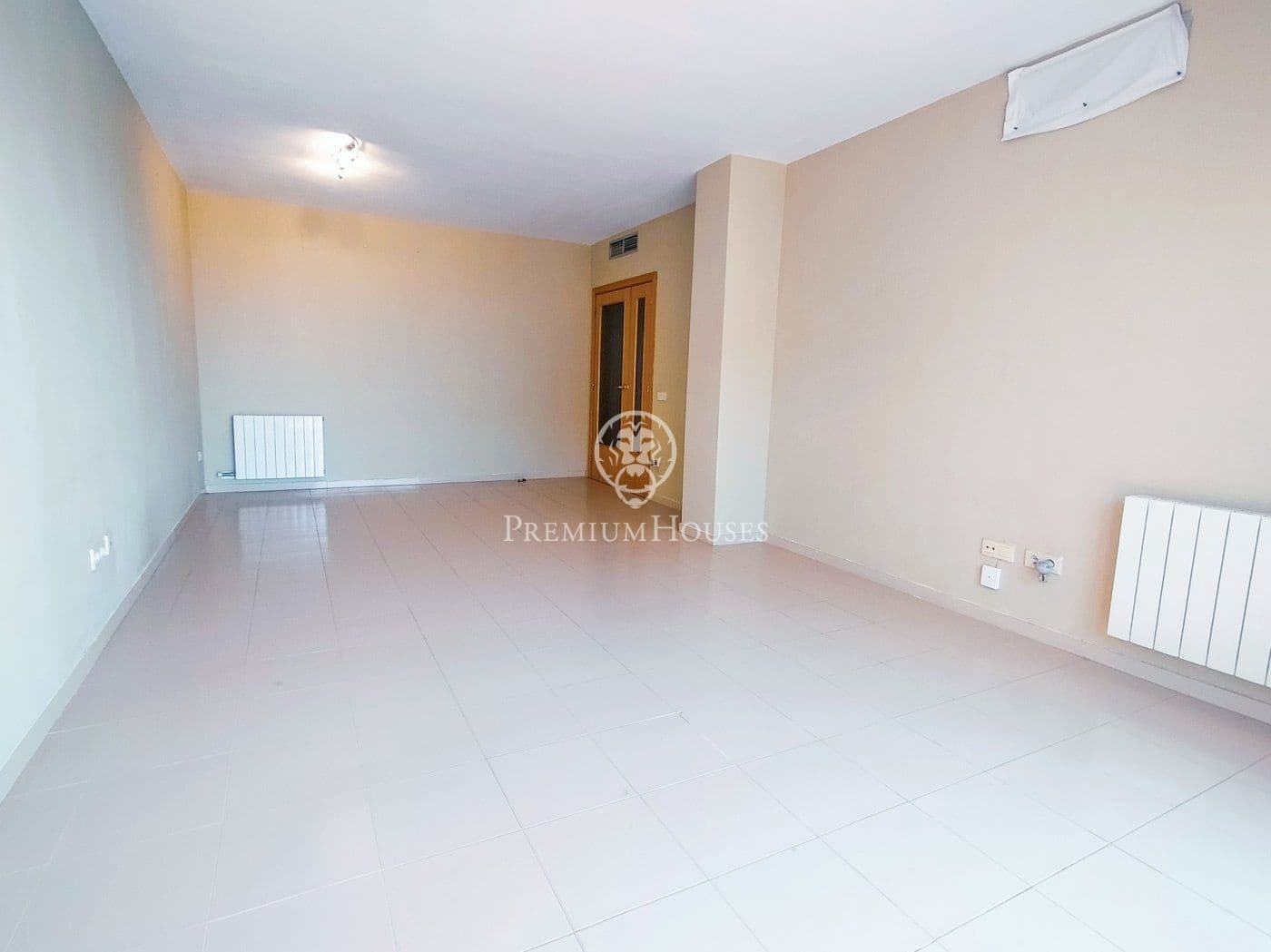 4 Zimmer Wohnung zu vermieten in Sitges mit Garage - 1.947 € (Ref: 7013172)