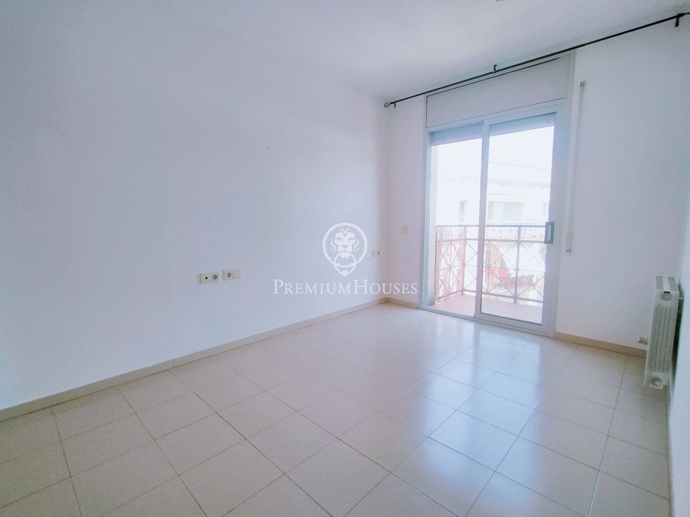 4 Zimmer Wohnung zu vermieten in Sitges mit Garage - 1.947 € (Ref: 7013172)