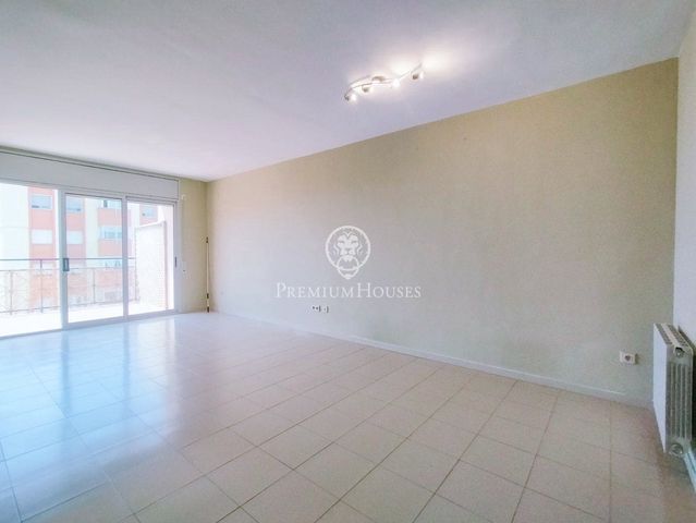 4 Zimmer Wohnung zu vermieten in Sitges mit Garage - 1.947 € (Ref: 7013172)