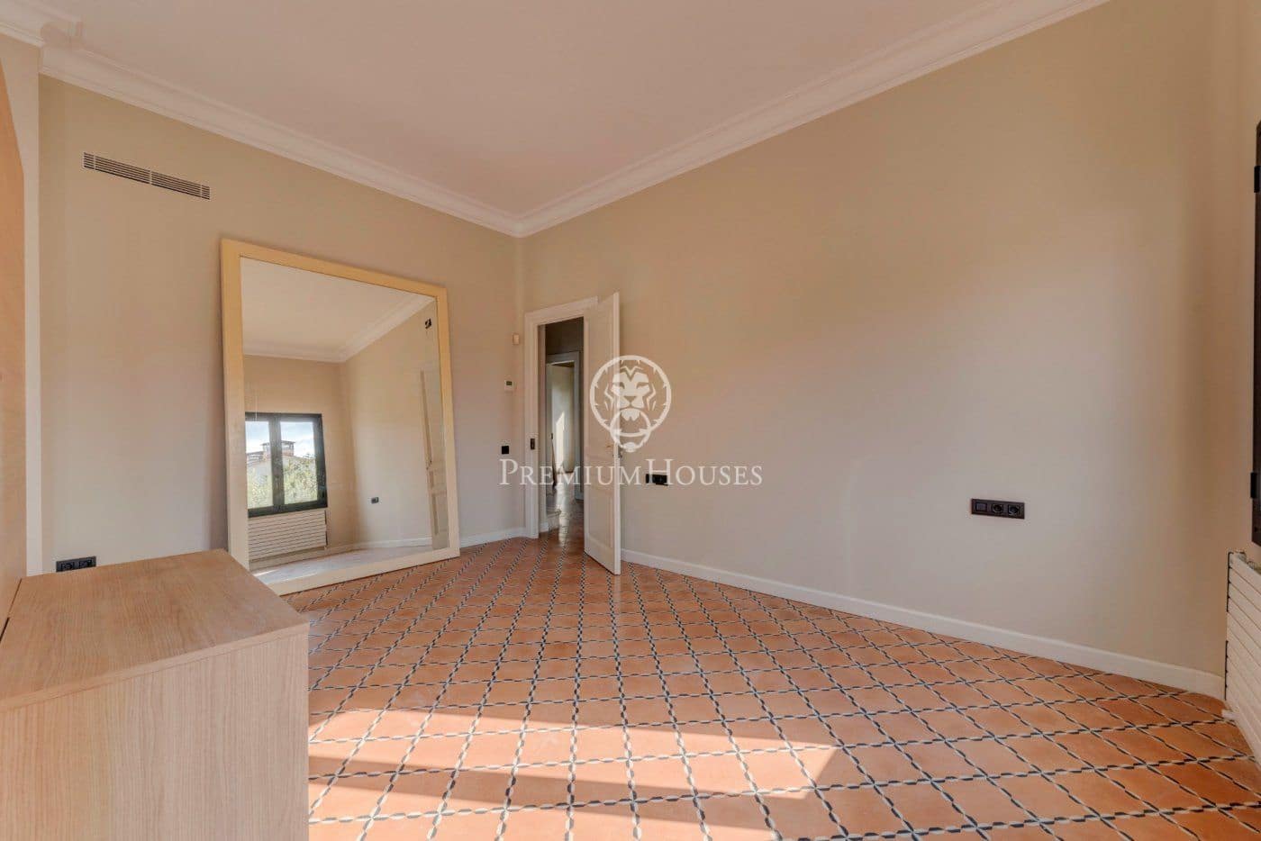 6 makuuhuone Huvila vuokrattavana paikassa Sitges mukana uima-altaan - 8 000 € (Ref: 7109533)