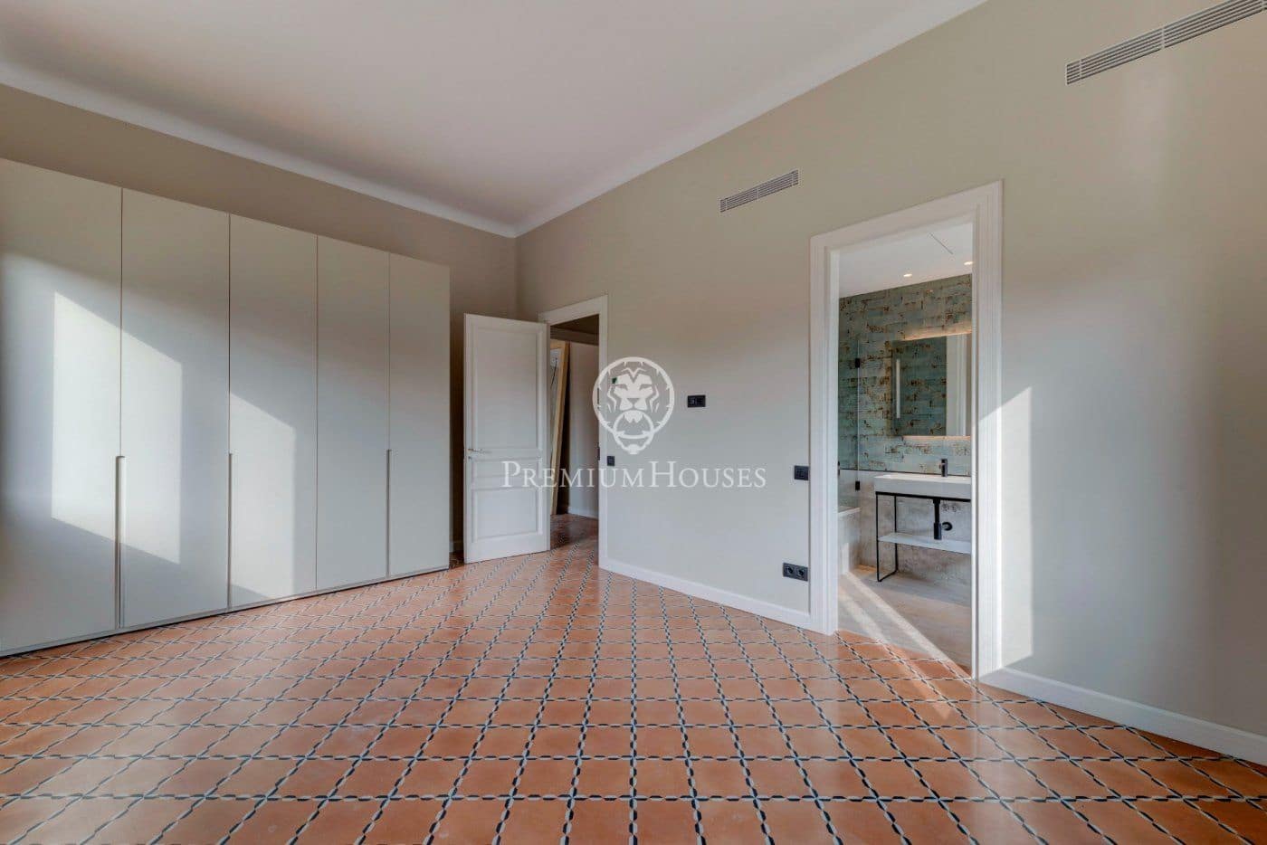 6 makuuhuone Huvila vuokrattavana paikassa Sitges mukana uima-altaan - 8 000 € (Ref: 7109533)