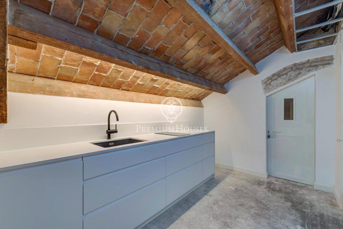 6 makuuhuone Huvila vuokrattavana paikassa Sitges mukana uima-altaan - 8 000 € (Ref: 7109533)