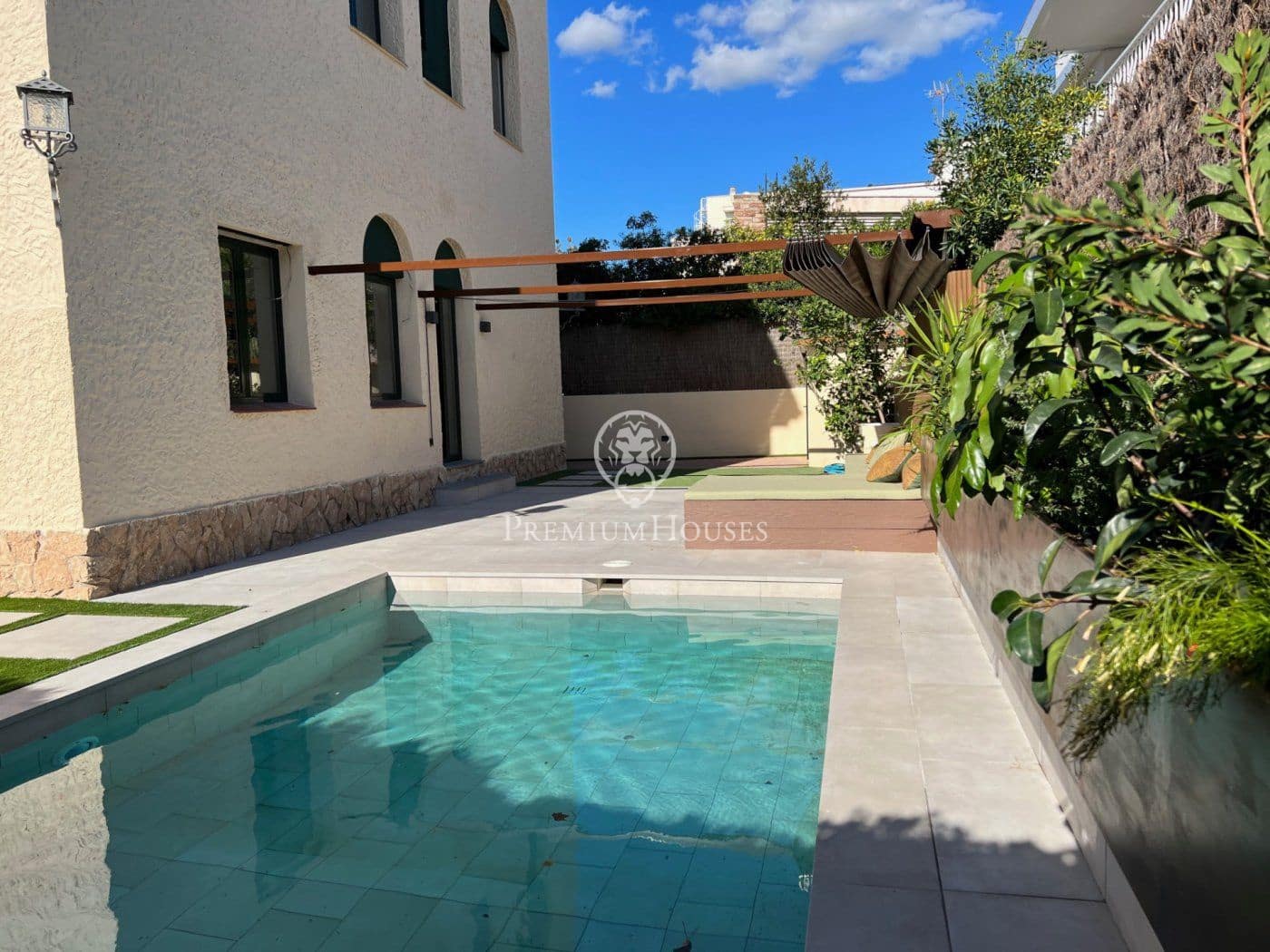 6 makuuhuone Huvila vuokrattavana paikassa Sitges mukana uima-altaan - 8 000 € (Ref: 7109533)