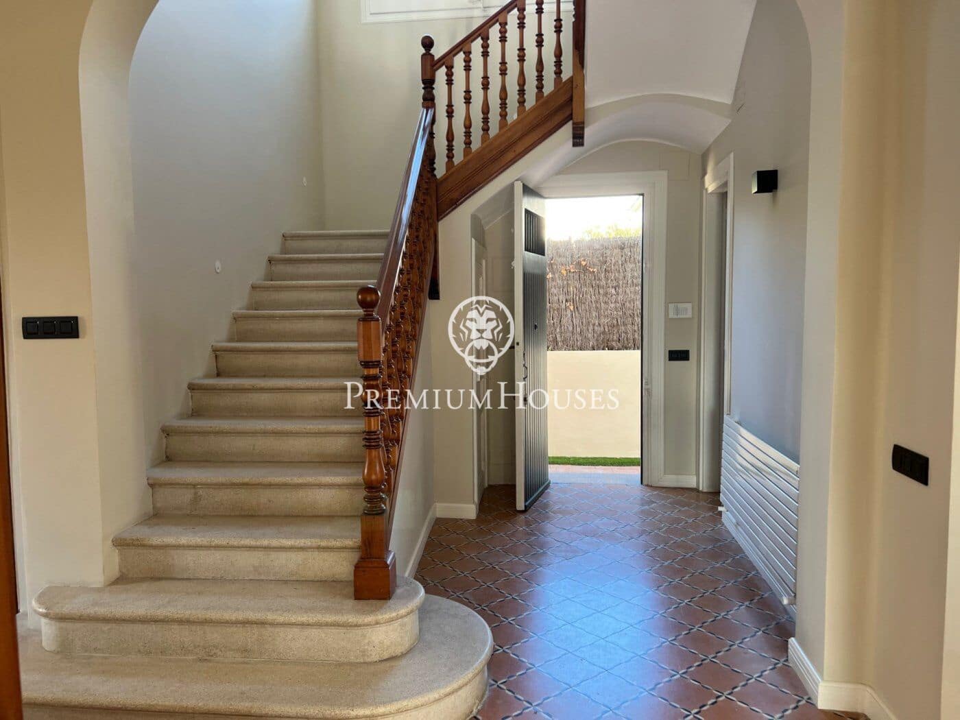 6 makuuhuone Huvila vuokrattavana paikassa Sitges mukana uima-altaan - 8 000 € (Ref: 7109533)