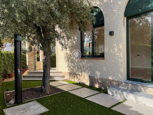 Villa/Maison de 6 chambres à louer à Sitges avec piscine - 8 000 € (Ref: 7109533)