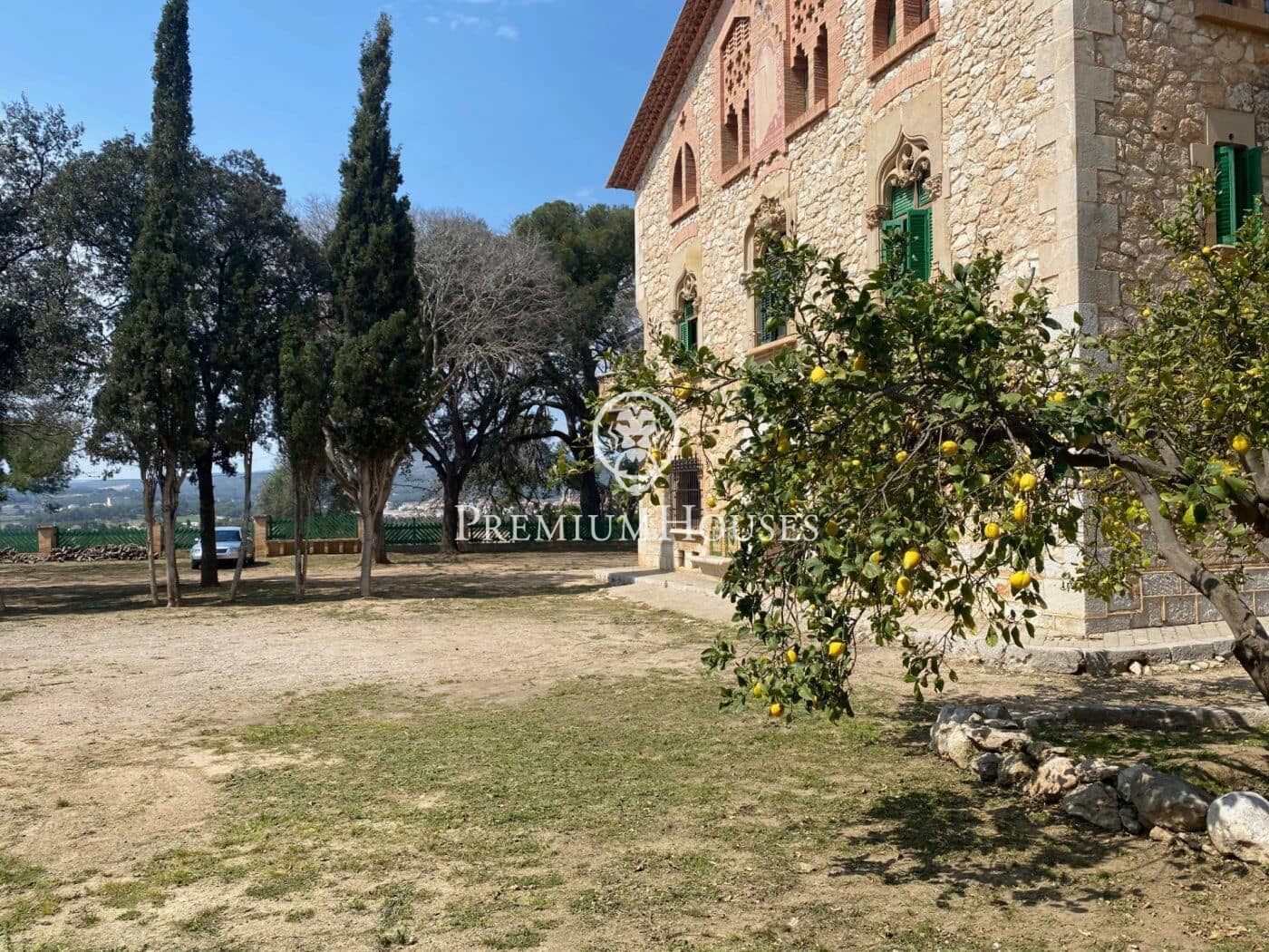 15 soveværelse Finca/Landehus til salg i Sant Pere de Ribes med garage - € 4.635.000 (Ref: 7352178)