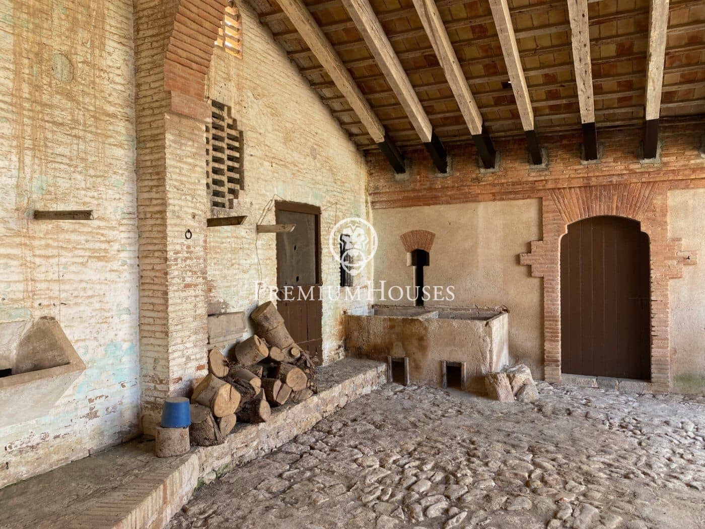 15 soveværelse Finca/Landehus til salg i Sant Pere de Ribes med garage - € 4.635.000 (Ref: 7352178)