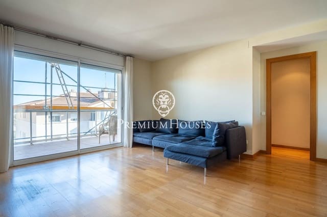 4 bedroom Flat for sale in Sitges with pool - € 645,000 (Ref: 7480191)