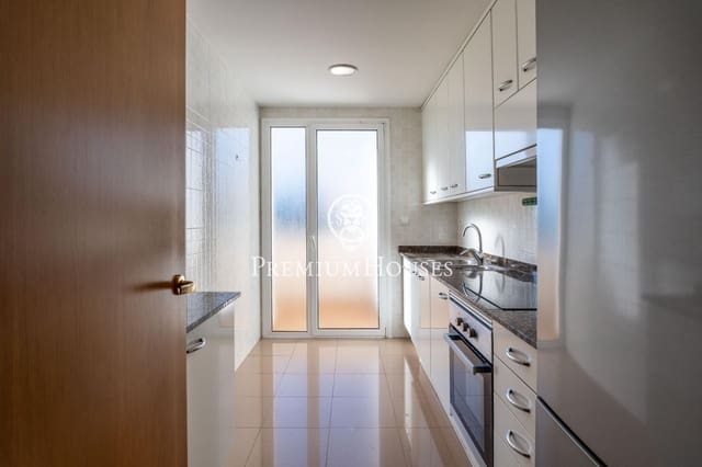 4 bedroom Flat for sale in Sitges with pool - € 645,000 (Ref: 7480191)