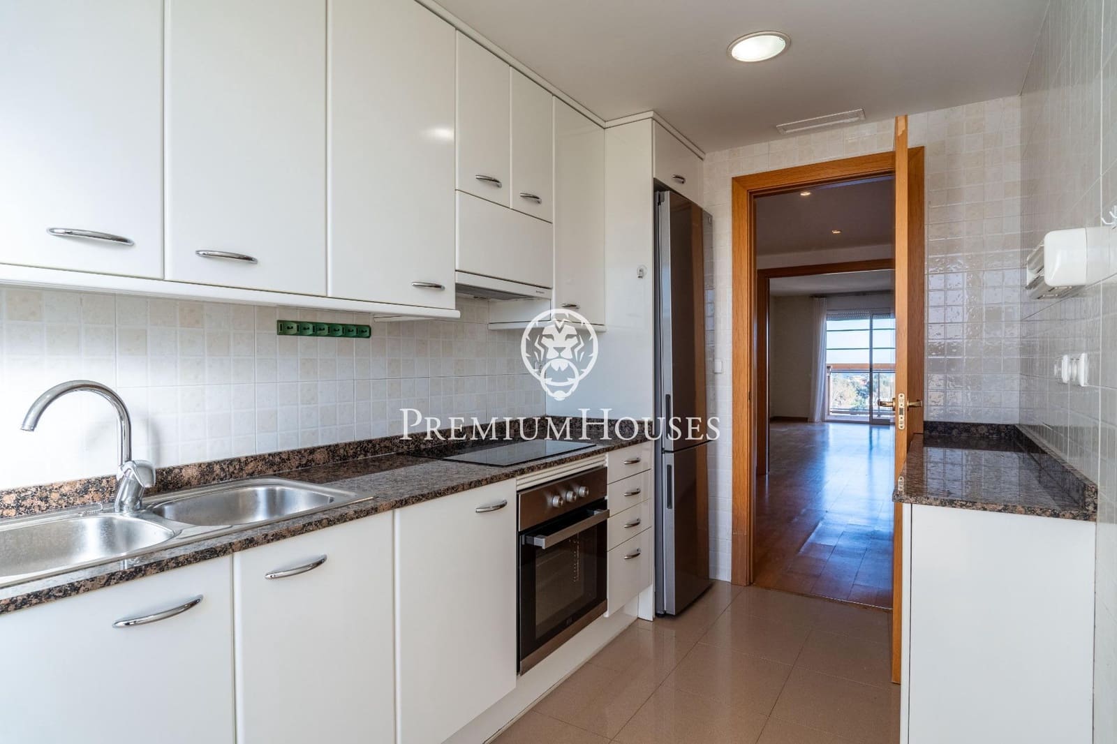 4 slaapkamer Flat te koop in Sitges met zwembad - € 645.000 (Ref: 7480191)
