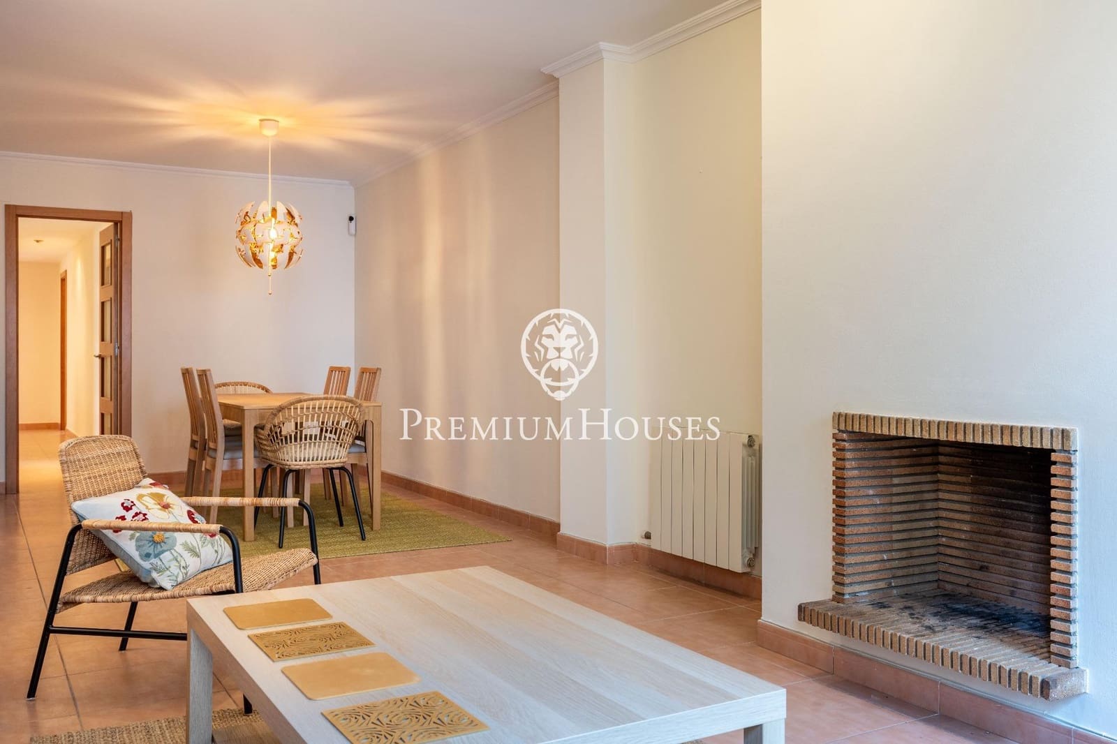 Piso de 4 habitaciones en Sitges en alquiler - 2.040 € (Ref: 7866642)