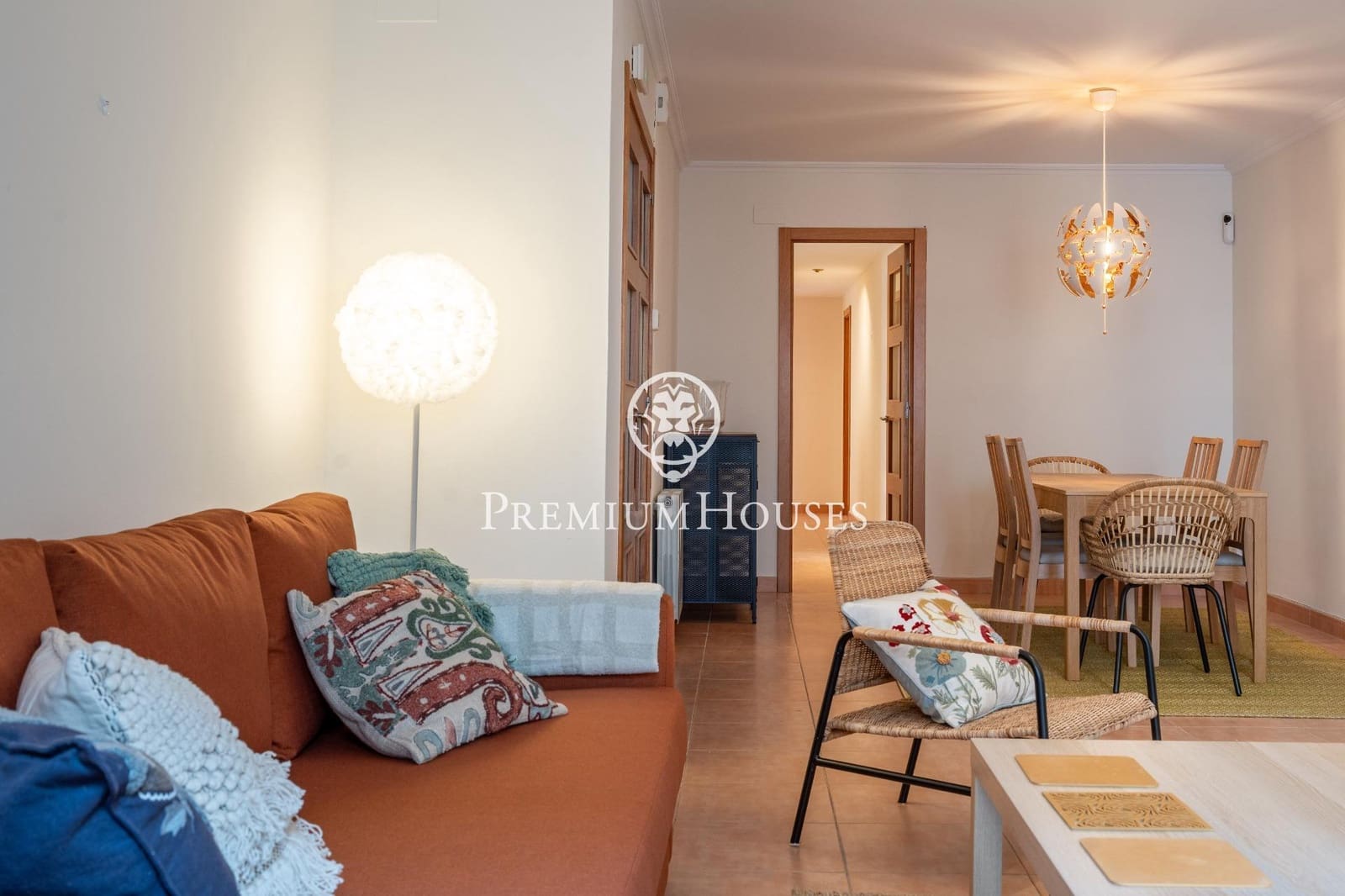 Piso de 4 habitaciones en Sitges en alquiler - 2.040 € (Ref: 7866642)