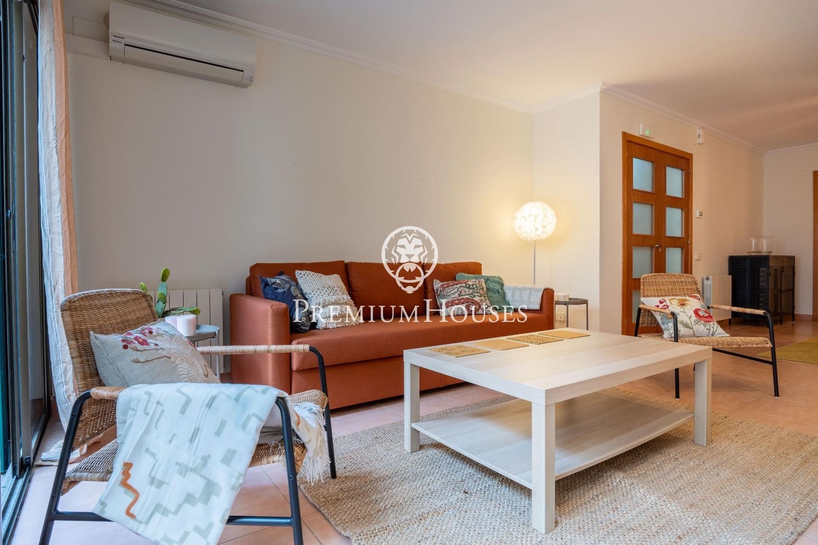 Piso de 4 habitaciones en Sitges en alquiler - 2.040 € (Ref: 7866642)