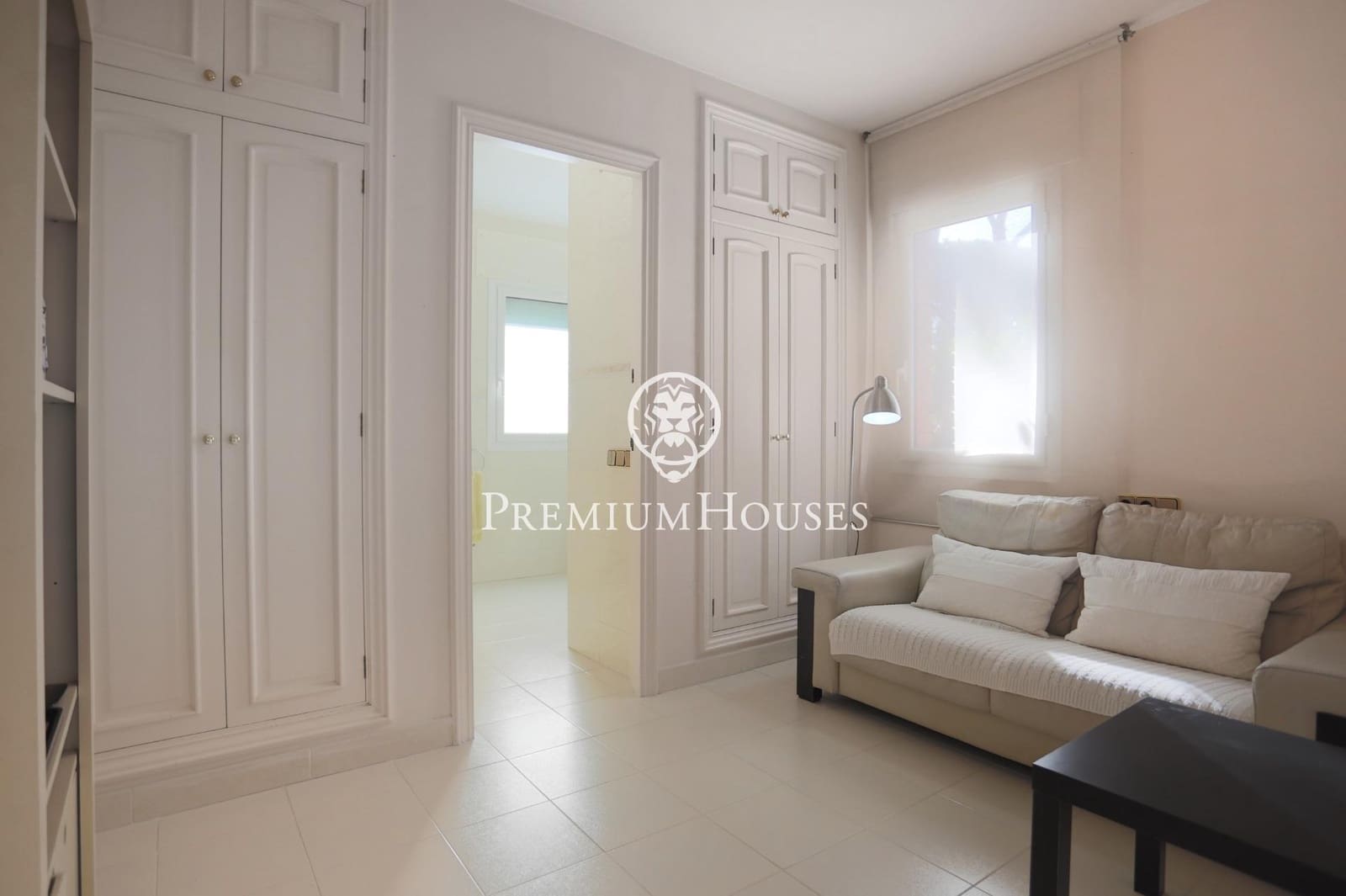 6 bedroom Villa for sale in Castelldefels with pool garage - € 7,450,000 (Ref: 7873324)