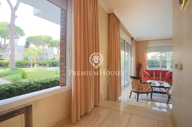 6 bedroom Villa for sale in Castelldefels with pool garage - € 7,450,000 (Ref: 7873324)