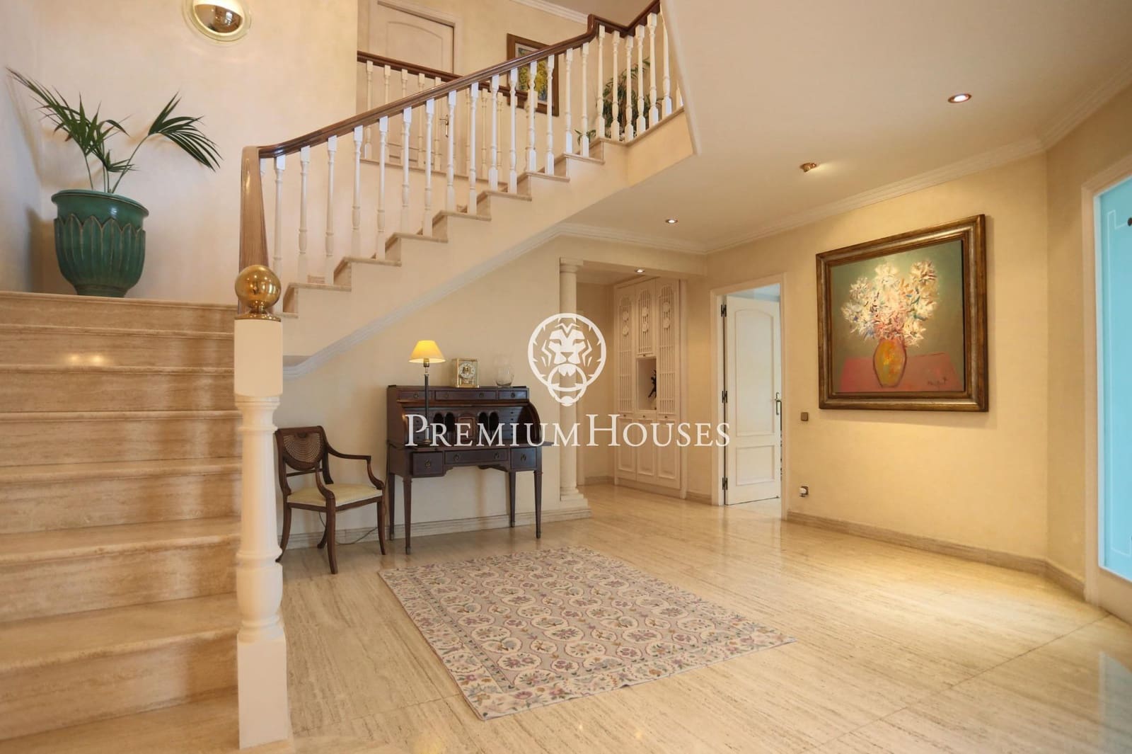 6 bedroom Villa for sale in Castelldefels with pool garage - € 7,450,000 (Ref: 7873324)