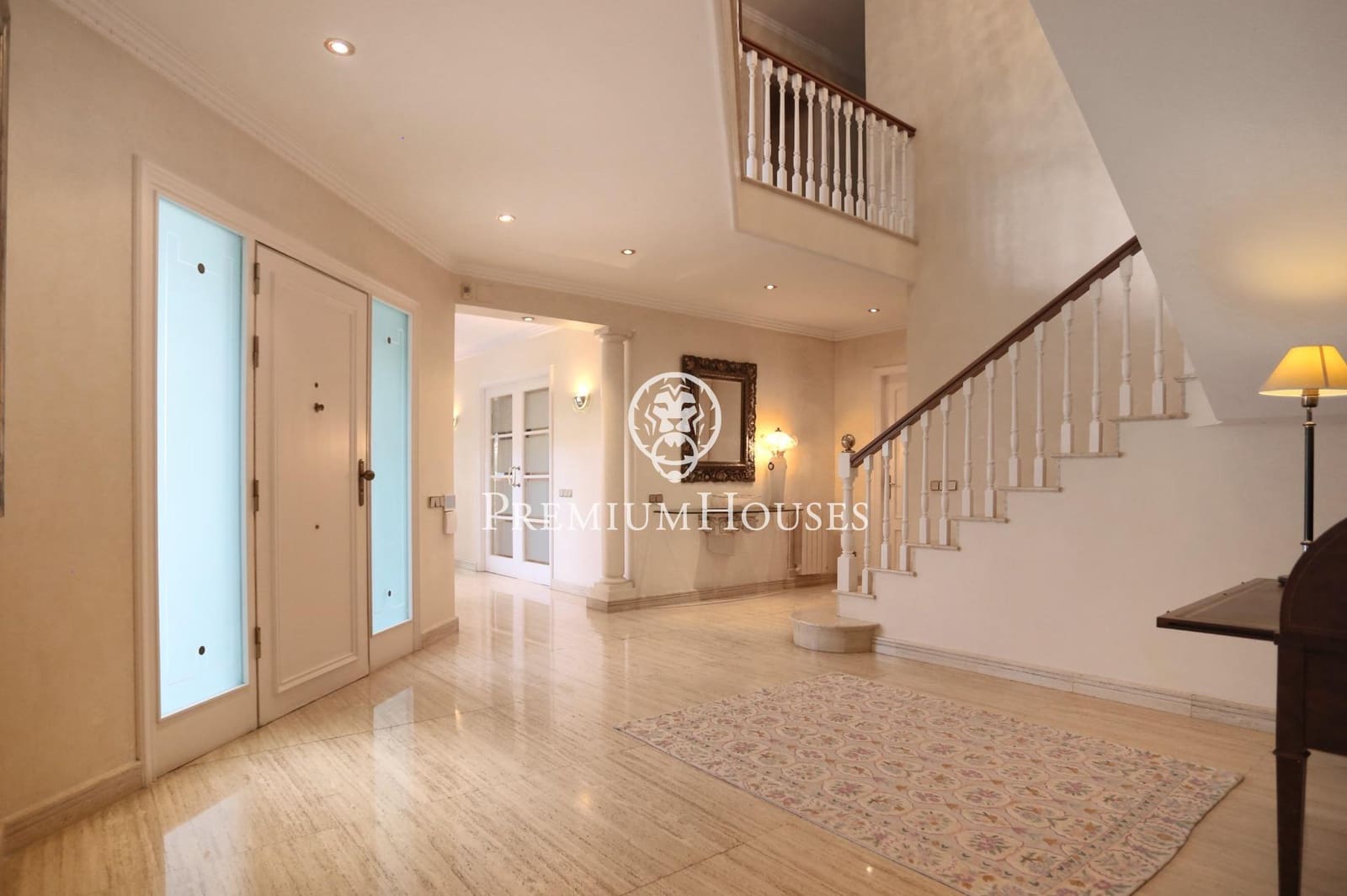 6 bedroom Villa for sale in Castelldefels with pool garage - € 7,450,000 (Ref: 7873324)