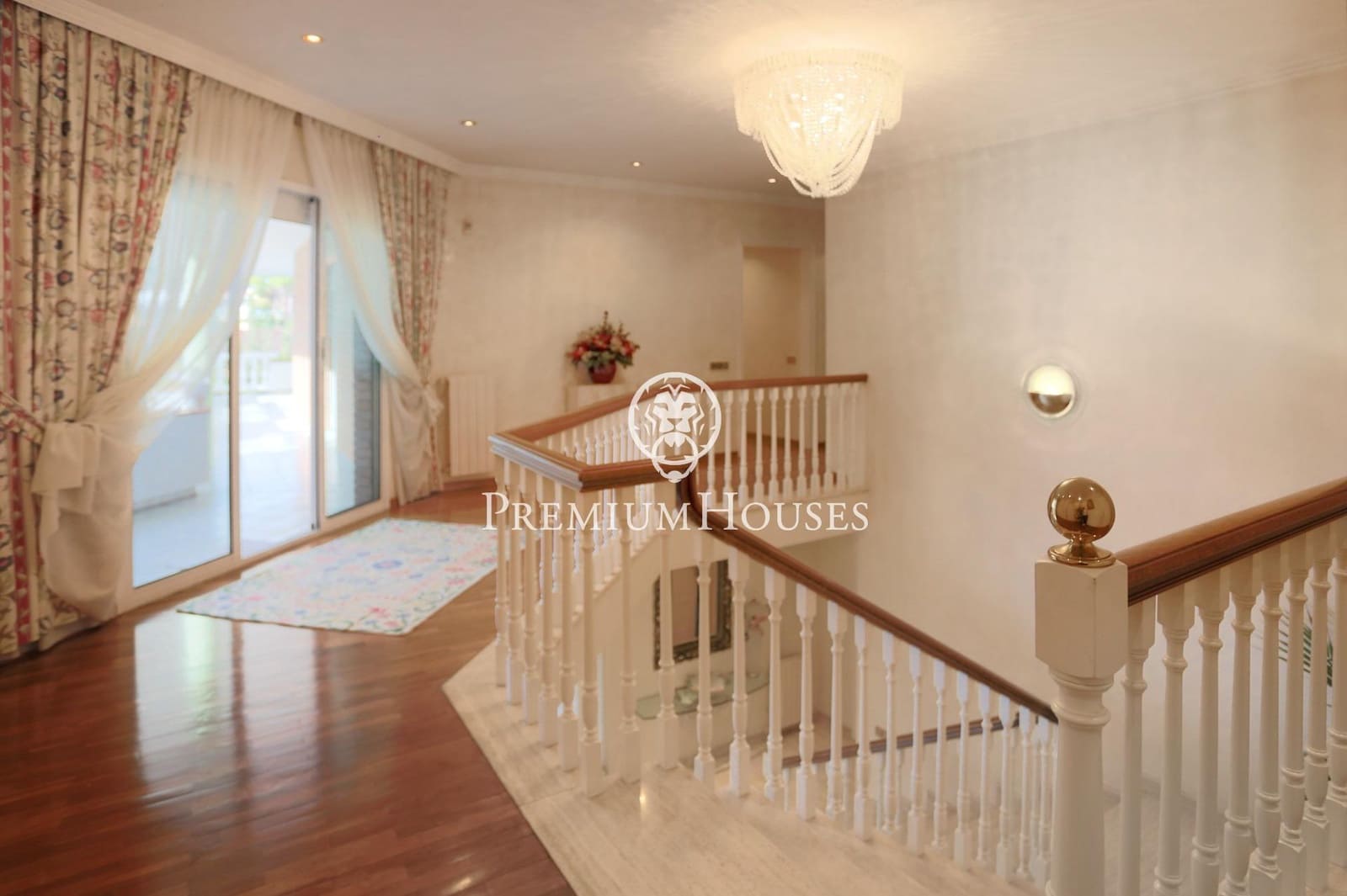 6 bedroom Villa for sale in Castelldefels with pool garage - € 7,450,000 (Ref: 7873324)