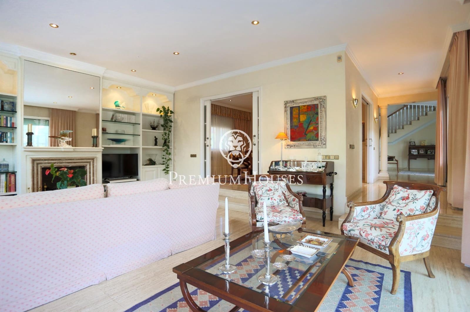 6 bedroom Villa for sale in Castelldefels with pool garage - € 7,450,000 (Ref: 7873324)